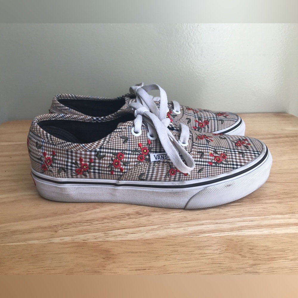 Vans Authentic Glen Plaid Floral Womens Size: US 6 EUR 36